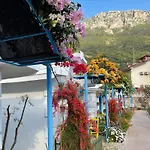 بيت خشبي Sunmed